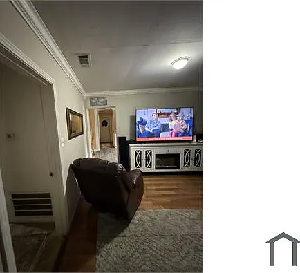 4 bed, $1,795 — Photo 4
