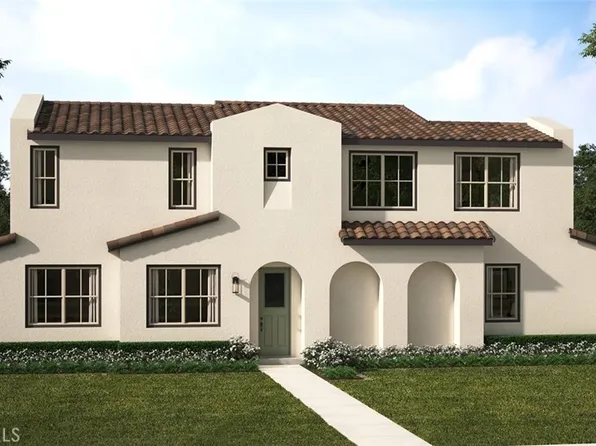 4801 Habitat Dr, Fontana, CA 92336