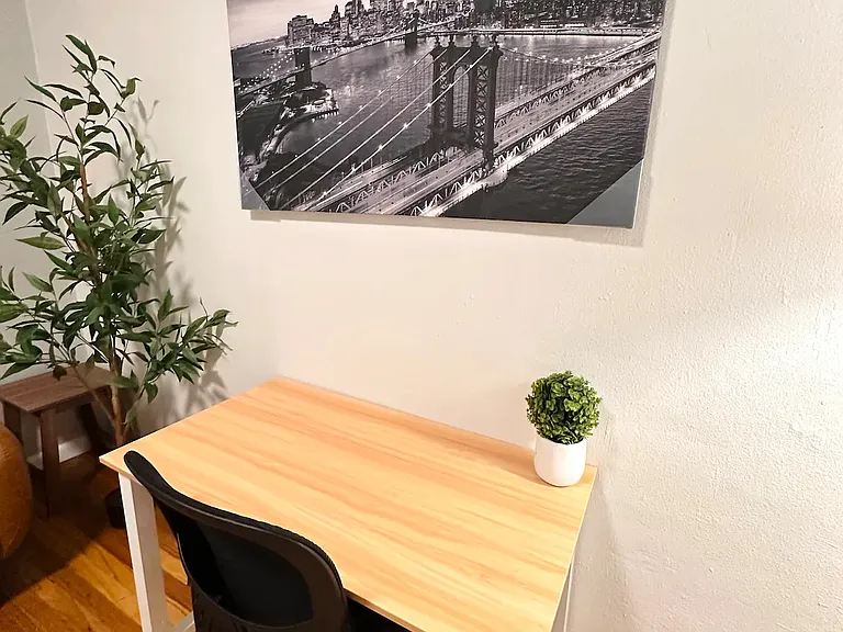 Work Desk