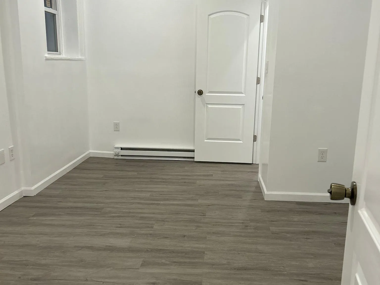 1 bed, 500 sqft, $1,000 — Photo 3