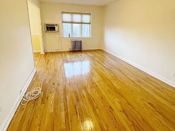 2nd image of 21-38 Steinway St #3