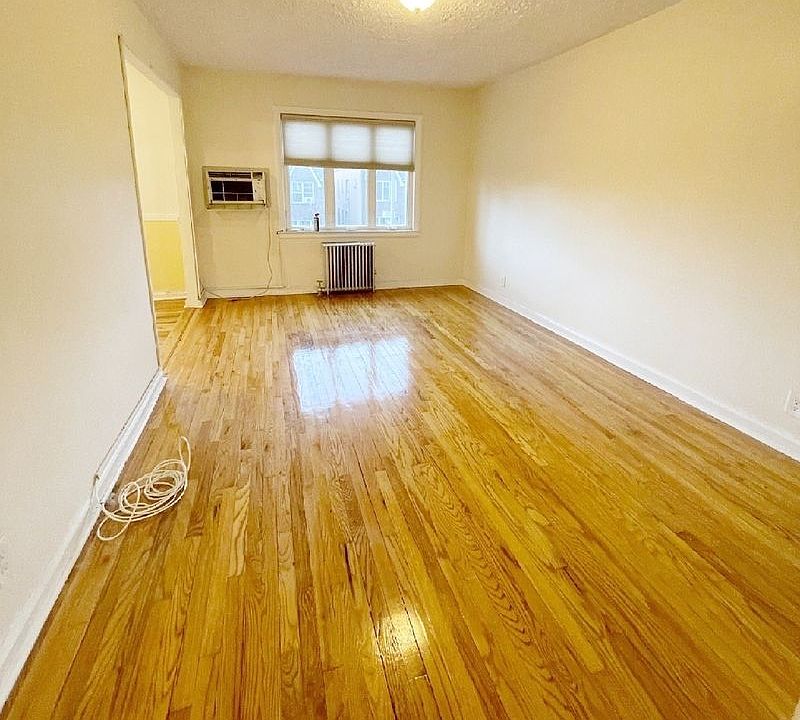 1st image of 21-38 Steinway St #Top
