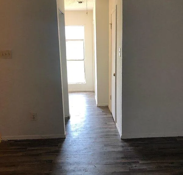 9446 Olde Village Ct — Photo 8