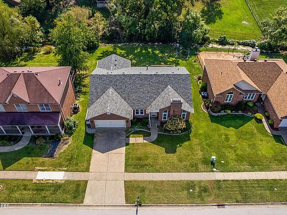 3rd image of 4603 Saratoga Hill Rd