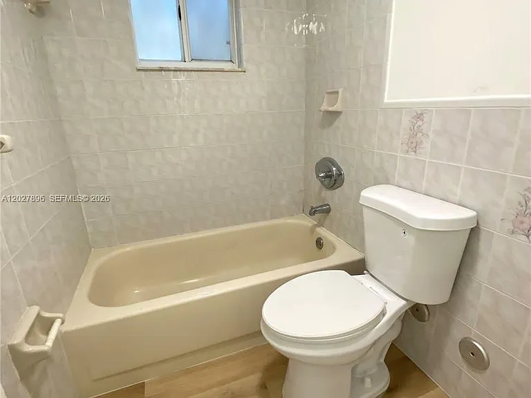 2212 W 74th St #101-28 — Photo 28
