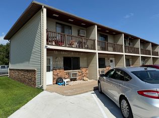 855 53rd Ave #1, Winona, MN 55987