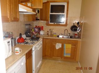 34 Page St, New Bedford, MA 02740
