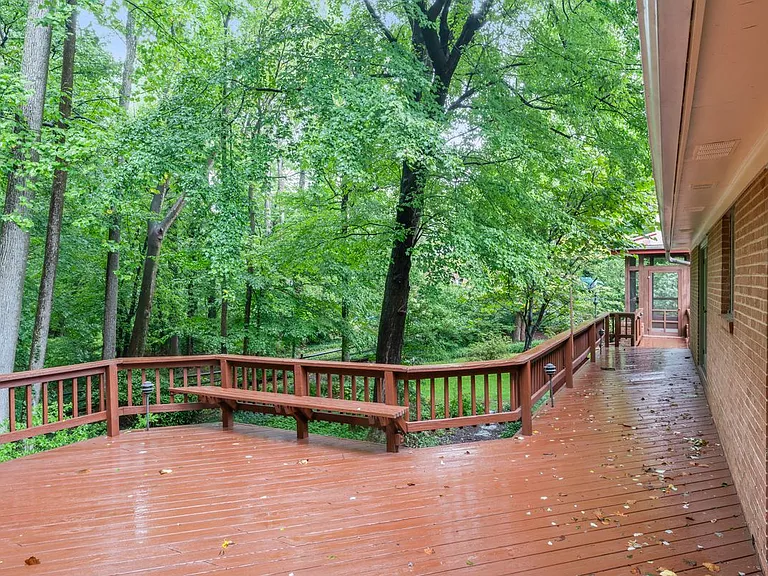 5002 Wenruth Pl — Photo 32