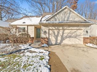 6036 Madeira Dr #100, Lansing, MI 48917