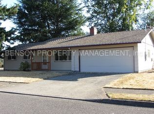 906 SE 225th Ave, Gresham, OR 97030