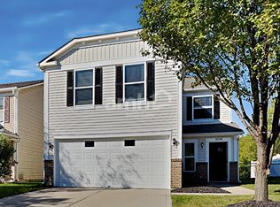 10258 Golden Dr, Noblesville, IN 46060