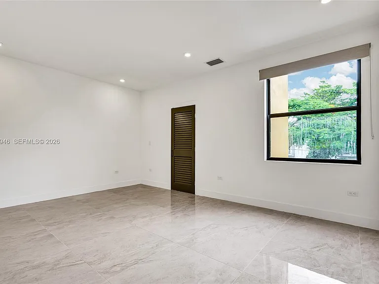 2887 SW 33rd Ave #2887 — Photo 45