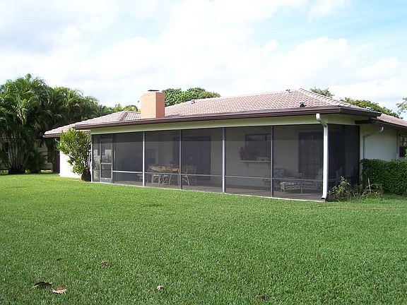 2nd image of 1284 NW 100th Ave