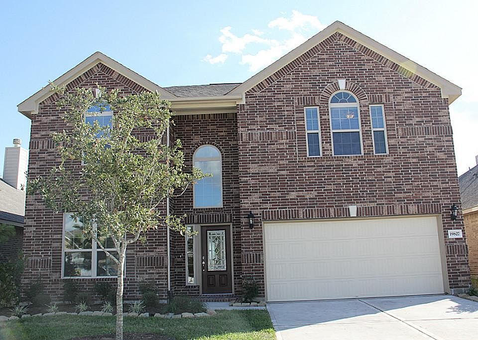 1st image of 19827 Amber Village Ln