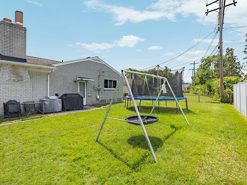 22405 E Schafer St, photo 7