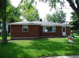 921 Grant St, De Pere, WI 54115
