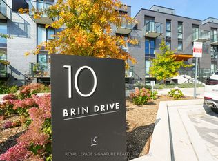 10 Brin Dr #50-W08, Toronto, ON M8X 0B3