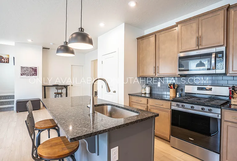 1733 N 1260 E — Photo 7