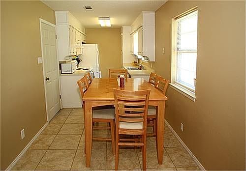 5th image of 624 Bridle Ave