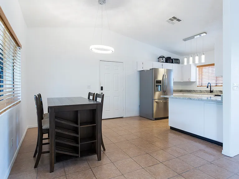 1081 Paseo Freno — Photo 5