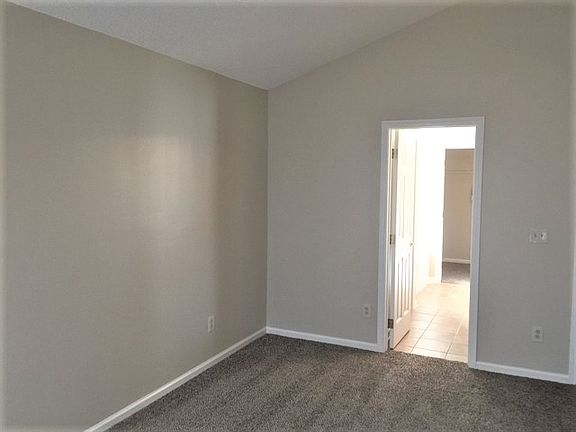 5th image of 1370 Haden Ln