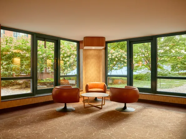 1 Irving Place image 14 of 24