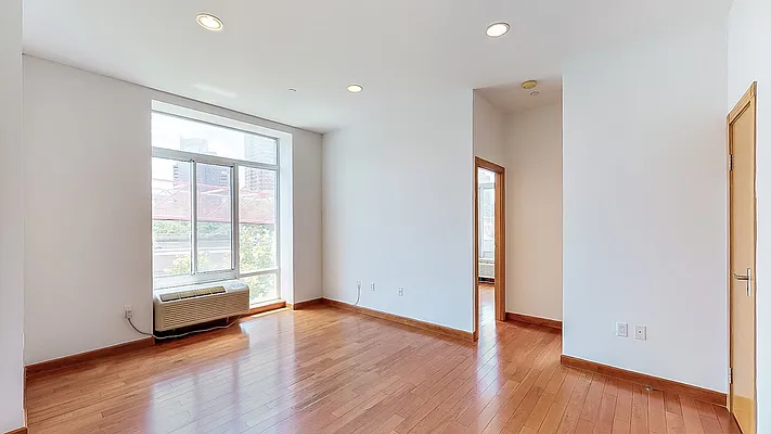 Rented by Oxford Property Group | media 5