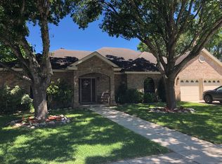 107 Country Ln, Castroville, TX 78009