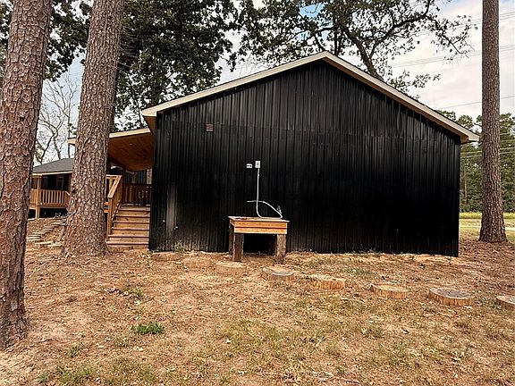 2nd image of 8346 Clark Rd