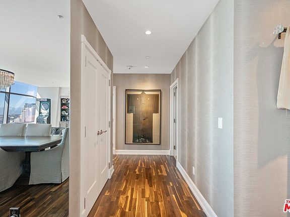 4th image of 900 W Olympic Blvd Unit 47C