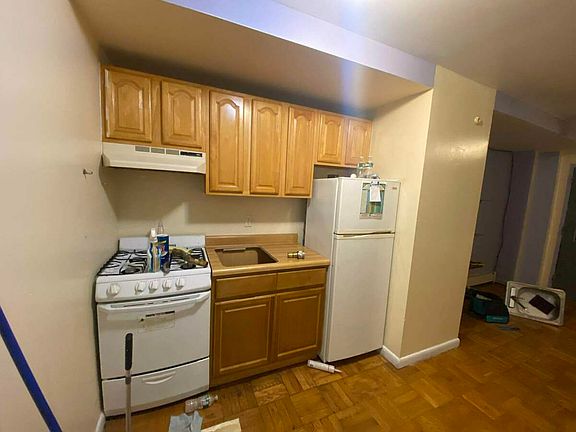 5th image of 1001 Findlay Ave #4C