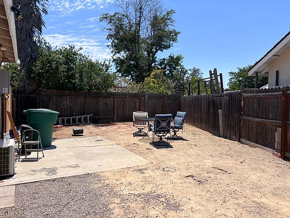 4th image of 1517 Sierra Ln