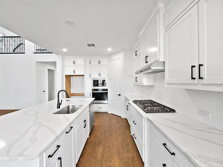 4280 Mill Pond Dr — Photo 11