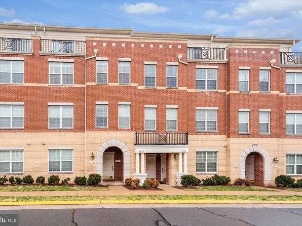 22720 Ferncrest Ter, Ashburn, VA 20148