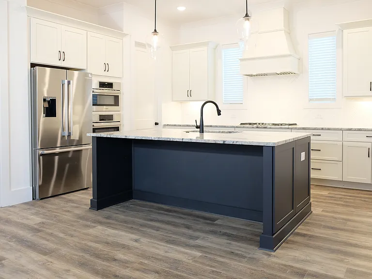 2824 Valley Rd — Photo 5