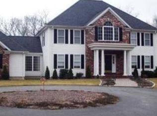 188 Cummings Rd, Swansea, MA 02777