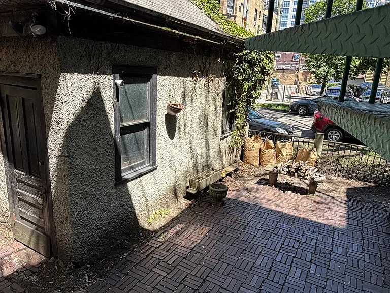W Granville Ave — Photo 29