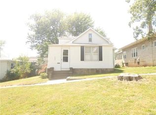 309 N 7th St, Vandalia, IL 62471