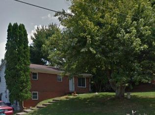 708 Hilltop Dr, Morristown, TN 37814