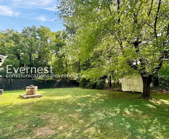 603 Henry St — Photo 18