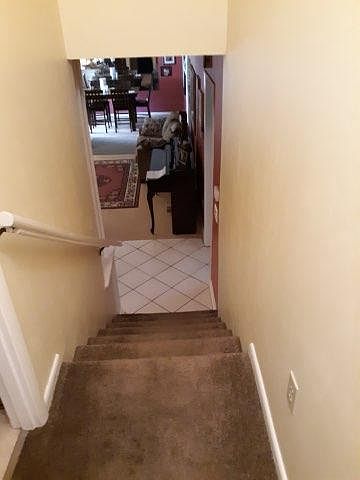 2nd image of 301 Gordon St