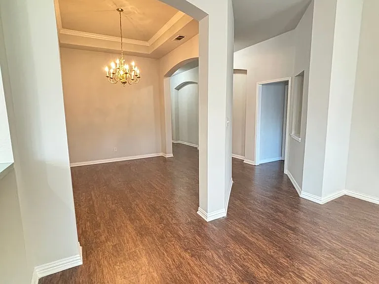 2601 Coffey Dr — Photo 12