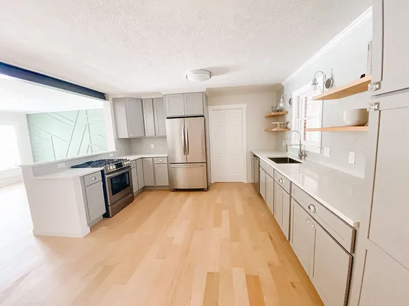 9 Woods Rd, Warren, PA 16365