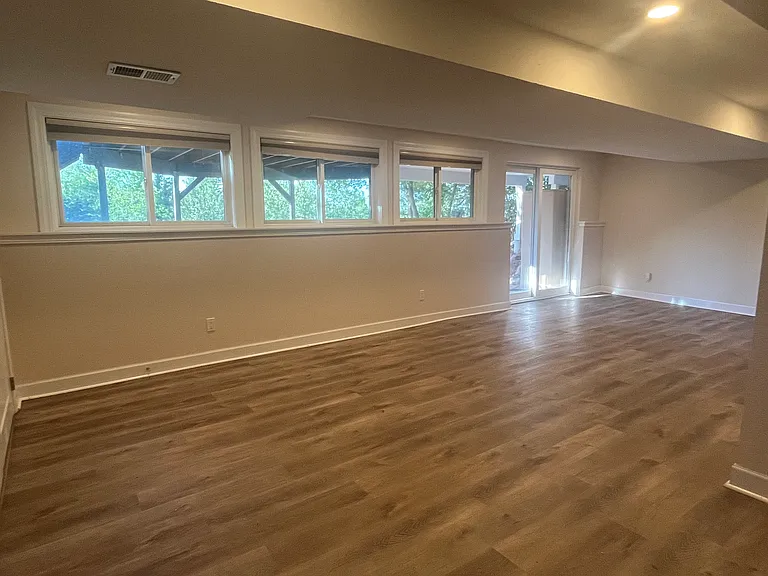 792 Ithaca Dr — Photo 17