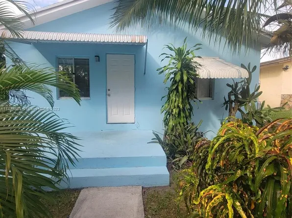 5743 Lincoln St, Hollywood, FL 33021