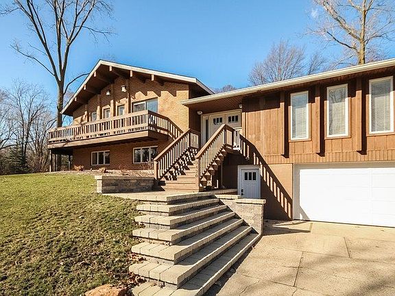 4th image of 3420 Deward Dr
