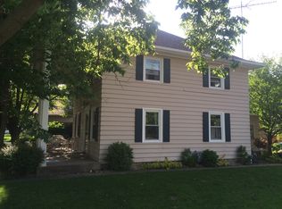 160 E 2nd St, Coal City, IL 60416