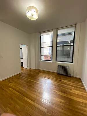 Rented by City Connections Realty | media 10