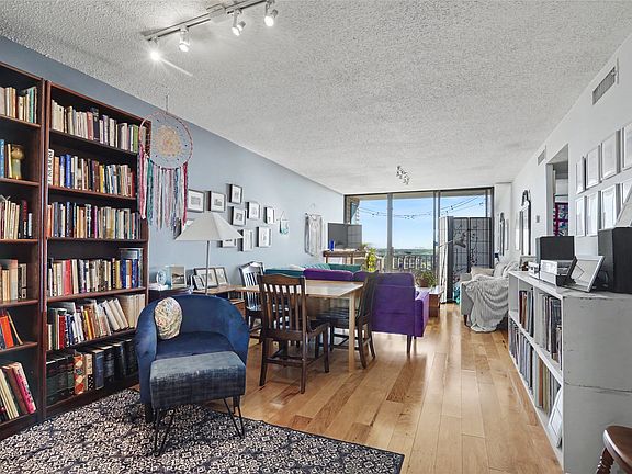 5th image of 1502 S Boulder Ave APT 18L