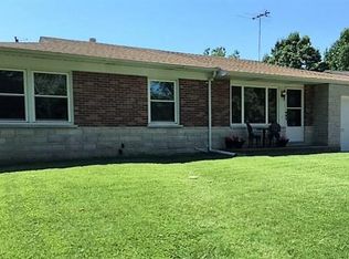 9234 Pinto Dr, Saint Louis, MO 63123